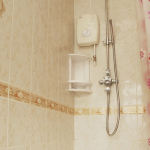 11-hathersage-rd-back-bathroom-1