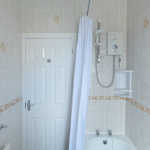 41-Hathersage-Road-Bathroom-2-1