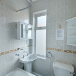 41-Hathersage-Road-Bathroom-2-2