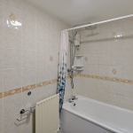 87D-Wellington-Road-Bathroom-2-4