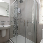 90-Ealing-Ave-Bathroom-4
